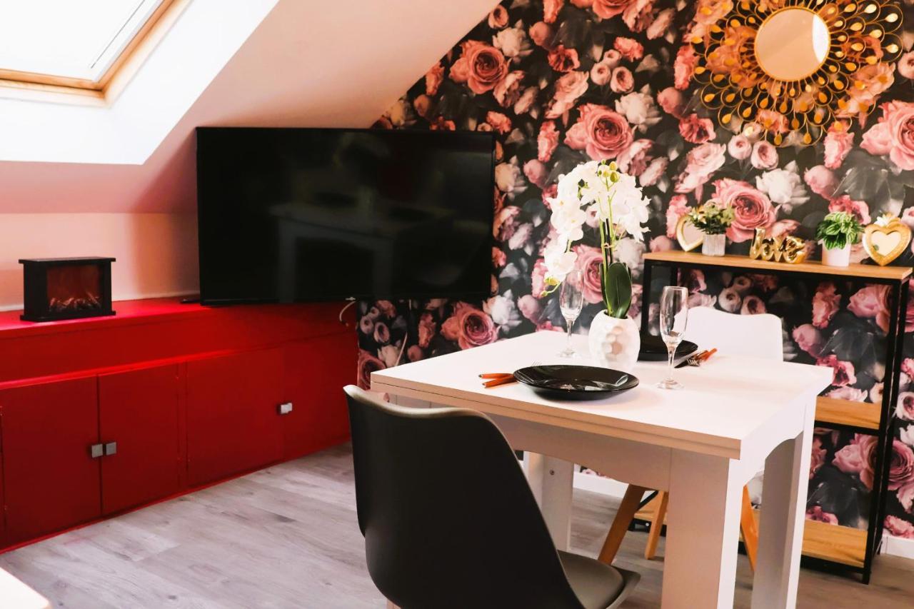 Romantic Studio Eve - Proche Gare - Netflix - Wifi Amiens Exterior photo